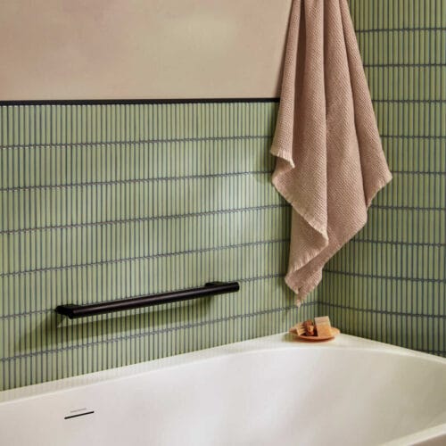 Astley Rail Black Roomset Astley Rail Black Roomset