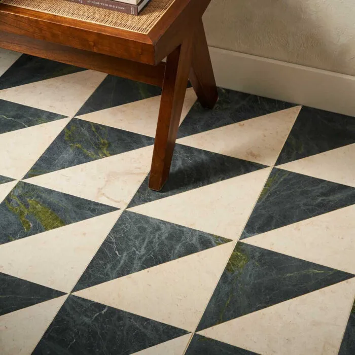 Blends Triangle Roomset
