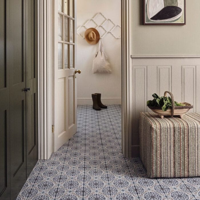 NinaCampbell LaMouladeIndigo Roomset