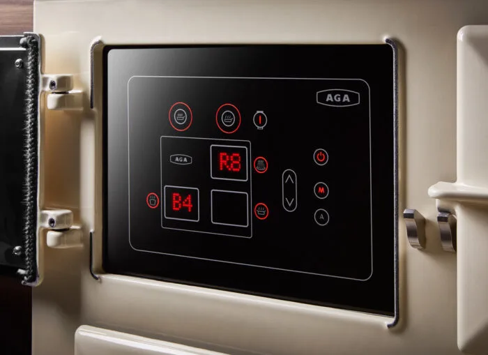 RS9330 AGA eR7 ControlPanel ON Angle scr 1