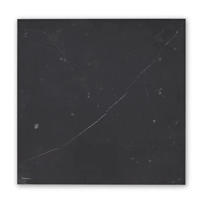 chequers court kvadratisk sort 1